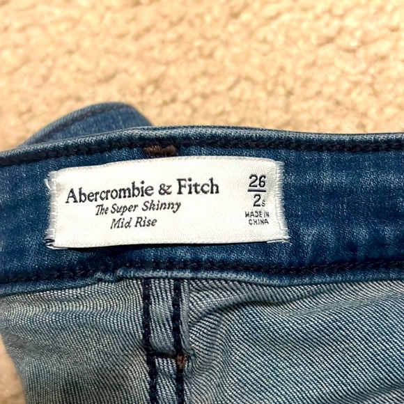 Abercrombie and Fitch skinny jeans - Picture 3 of 3